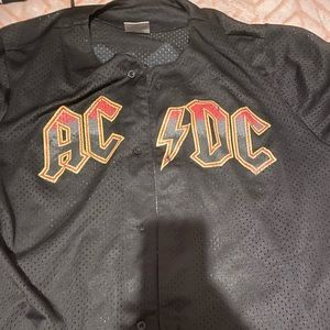 Just getting rid of stuff I don’t wear anymore